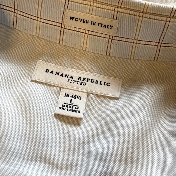 Banana Republic Fitted Dress Shirt - Picture 2 of 5